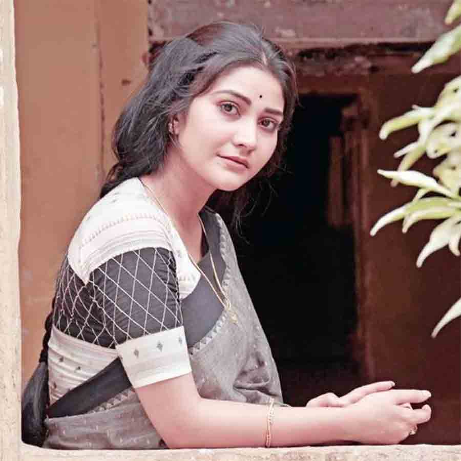 মায়ের জন্মদিনে খোলা চিঠি কৌশাম্বী চক্রবর্তীর।