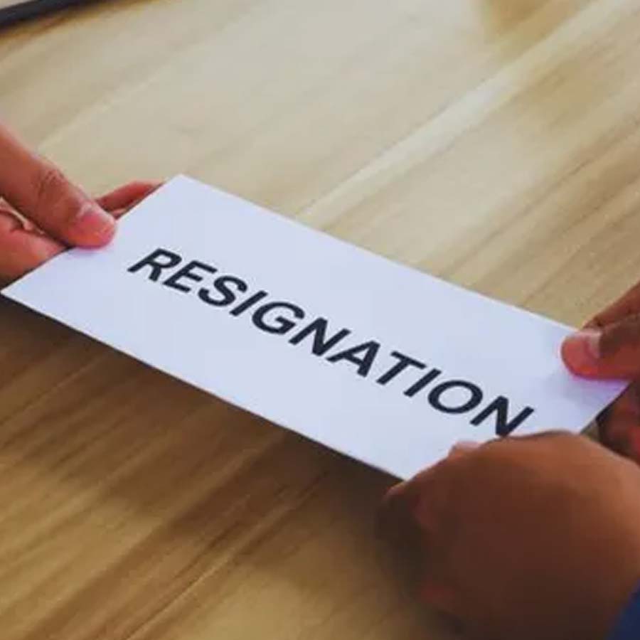 Fresher Woman Quit Job after one day of working, wrote one line in resignation letter