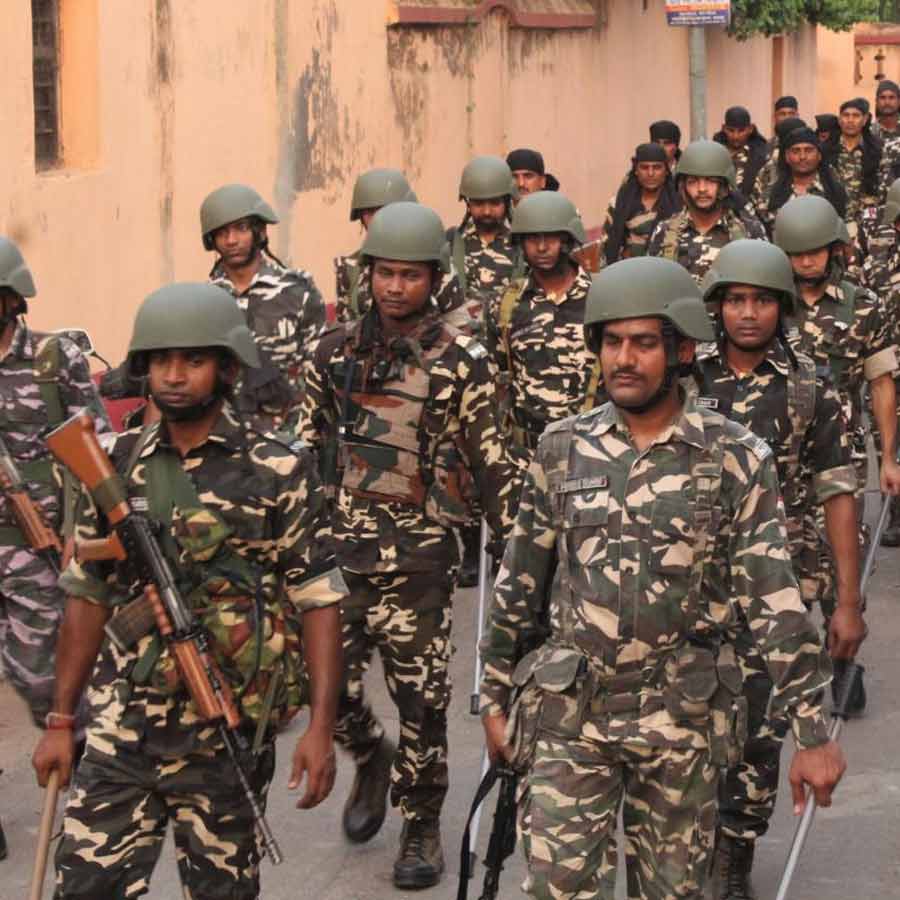 মুর্শিদাবাদে এখনও কেন্দ্রীয় বাহিনী মোতায়েন থাকবে, জানাল হাই কোর্ট।