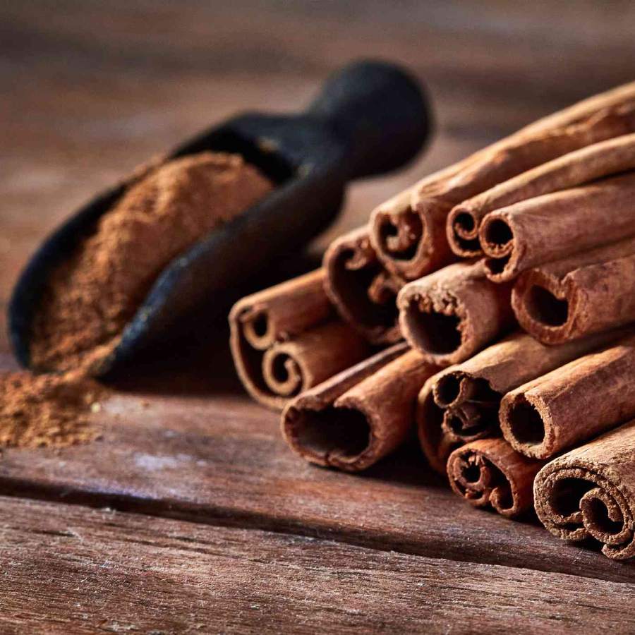 cinnamon powder mask for healthy hair dgtl