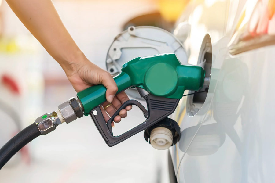 Consumption of Diesel down in India, know impact in economy