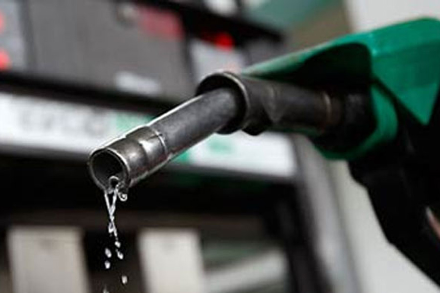 Consumption of Diesel down in India, know impact in economy