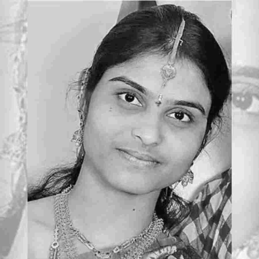 Woman angry with husband takes revenge in Hyderabad police says she was disturbed