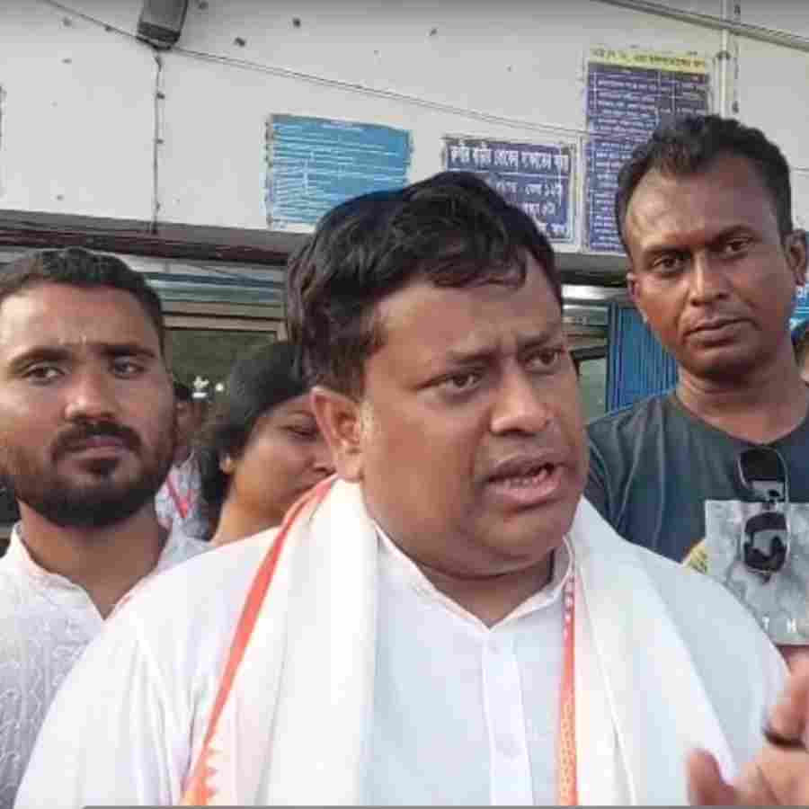সুকান্ত মজুমদার।