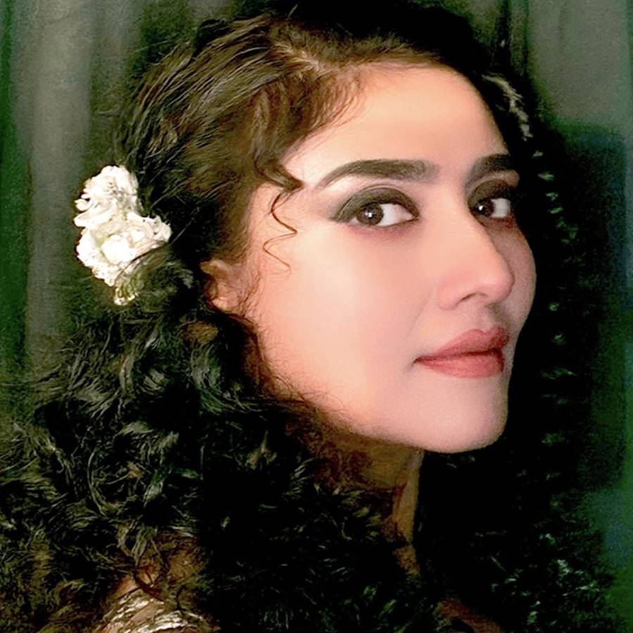 জন্মদিনের আগে একাকীত্বের কথা শেয়ার করলেন দেবলীনা: "কারও সঙ্গে যদি জড়াতে পারতাম!"