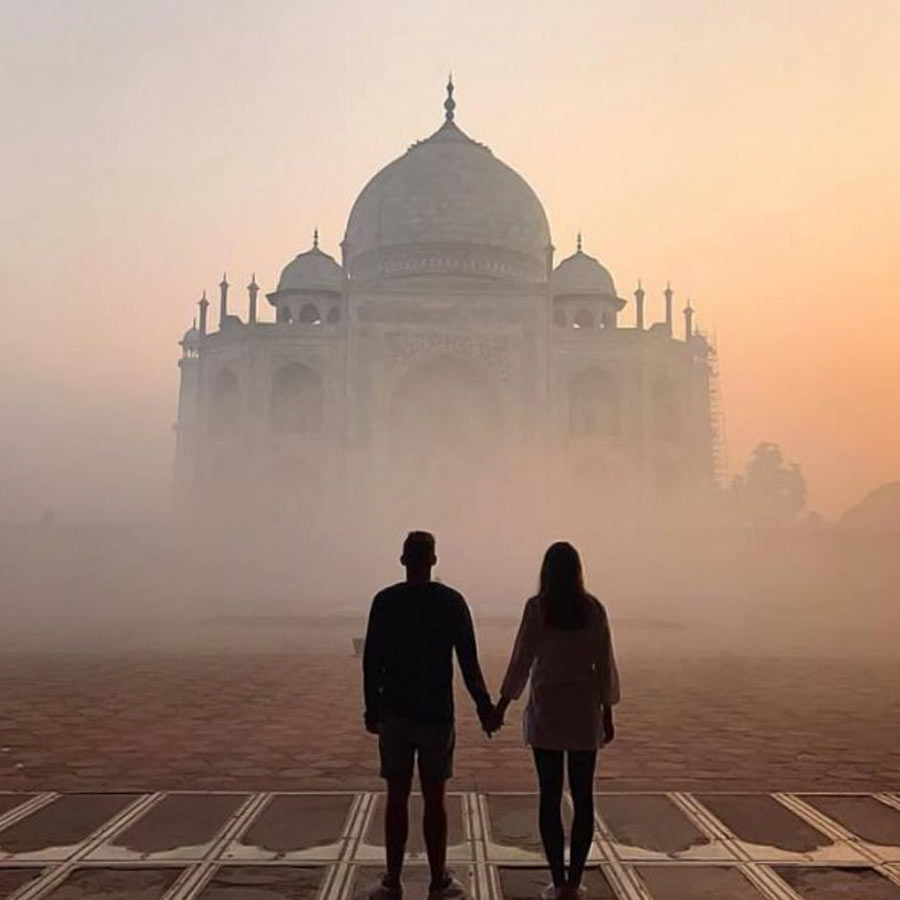 UP man reports of missing of his wife, later she was found at Taj Mahal with her lover dgtl