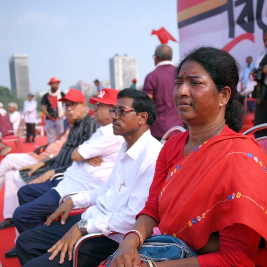ব্রিগেডের মঞ্চে বন্যা টুডু।