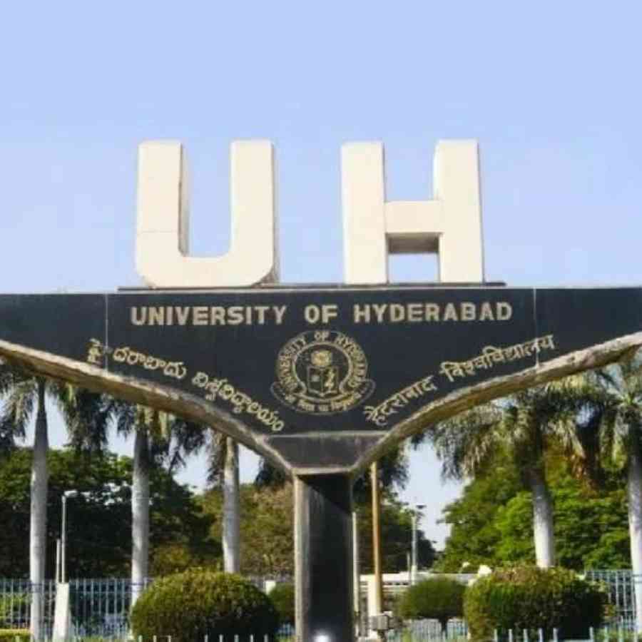 হায়দরাবাদ বিশ্ববিদ্যালয়।