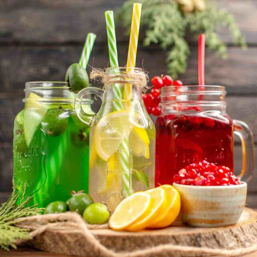 Best Detox summer drinks made with Raw Mango for dehydration