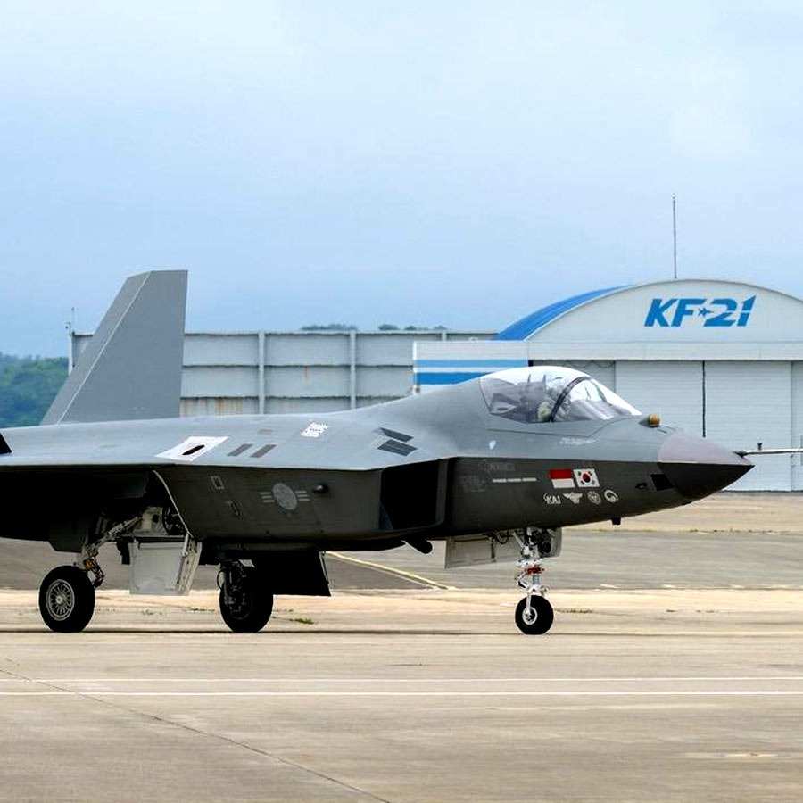 KF-21 Boramae Fighter Jet