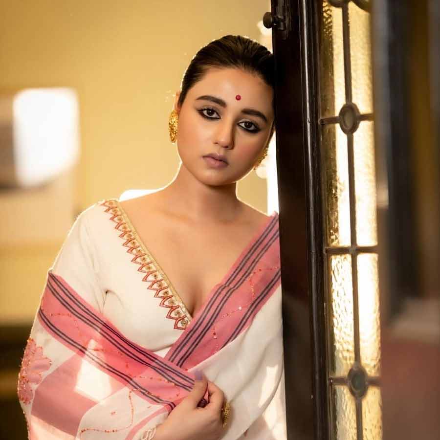 জন্মদিন পালন করছেন না স্বস্তিকা দত্ত।