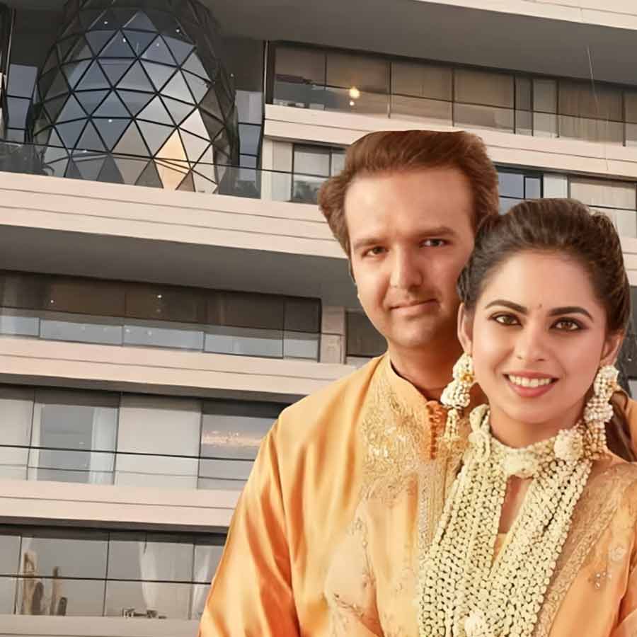আনন্দ পিরামল এবং ইশা অম্বানী।