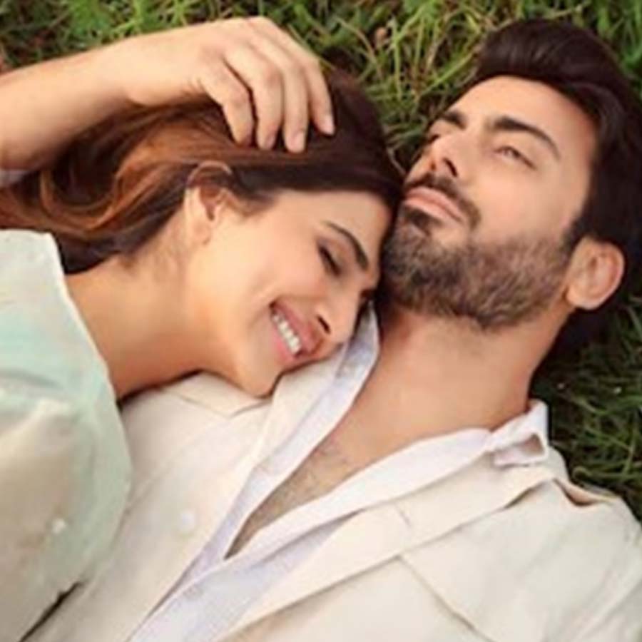 বাণী কপূর-ফওয়াদ খান ‘আবির গুলাল’ ছবিতে।
