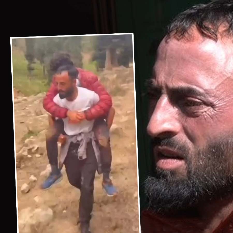 কাশ্মীরী শালবিক্রেতা সাজাদ আহমেদ ভাট। (ইনসেটে) মঙ্গলবার জঙ্গিদের হত্যালীলার পরে আহতদের হাসপাতালে পৌঁছে দিচ্ছেন সাজাদ।