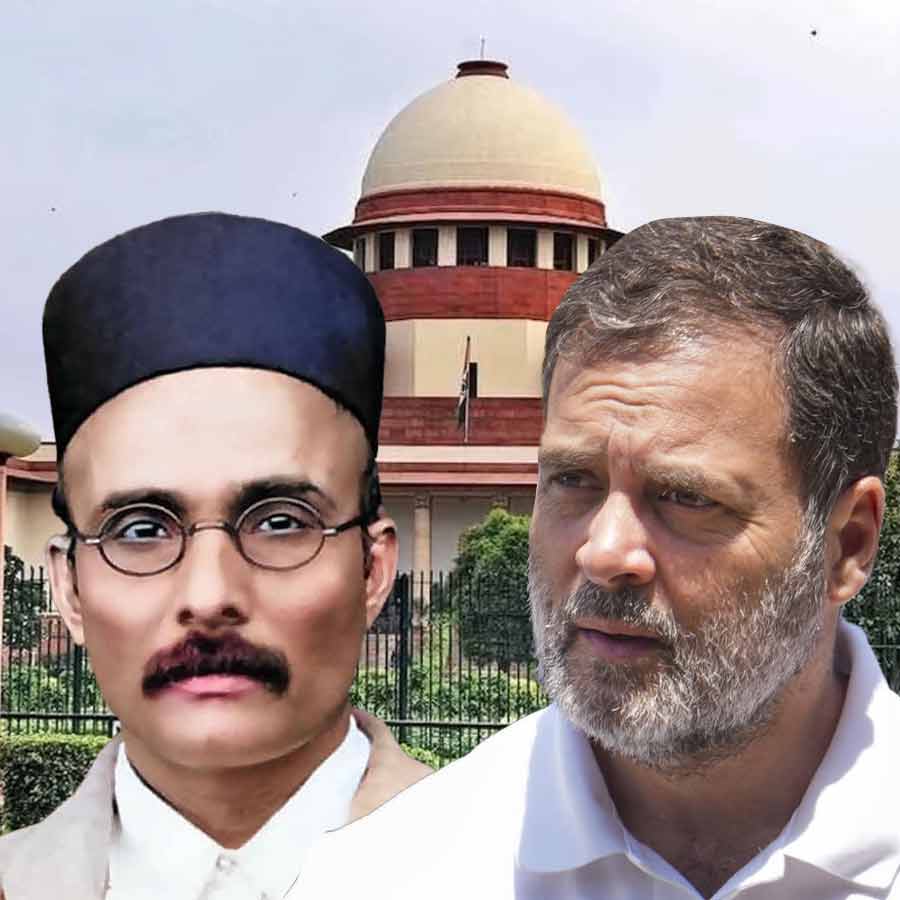Supreme Court warns Rahul Gandhi for Savarkar remarks