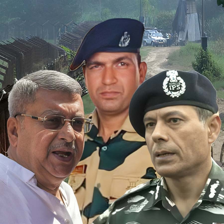 (বাঁ দিক থেকে) কল্যাণ বন্দ্যোপাধ্যায়, পূর্ণম কুমার সাউ, দলজিৎ সিংহ চৌধরি।