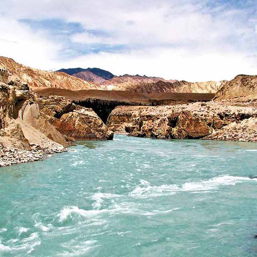 Pakistan halts Cholistan canal irrigation project amid Indus water treaty pause by India