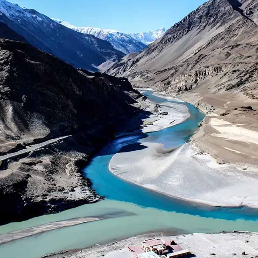Pakistan halts Cholistan canal irrigation project amid Indus water treaty pause by India