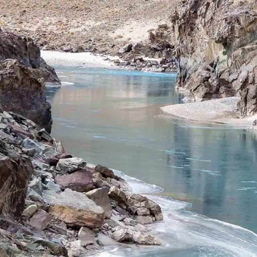 Pakistan halts Cholistan canal irrigation project amid Indus water treaty pause by India