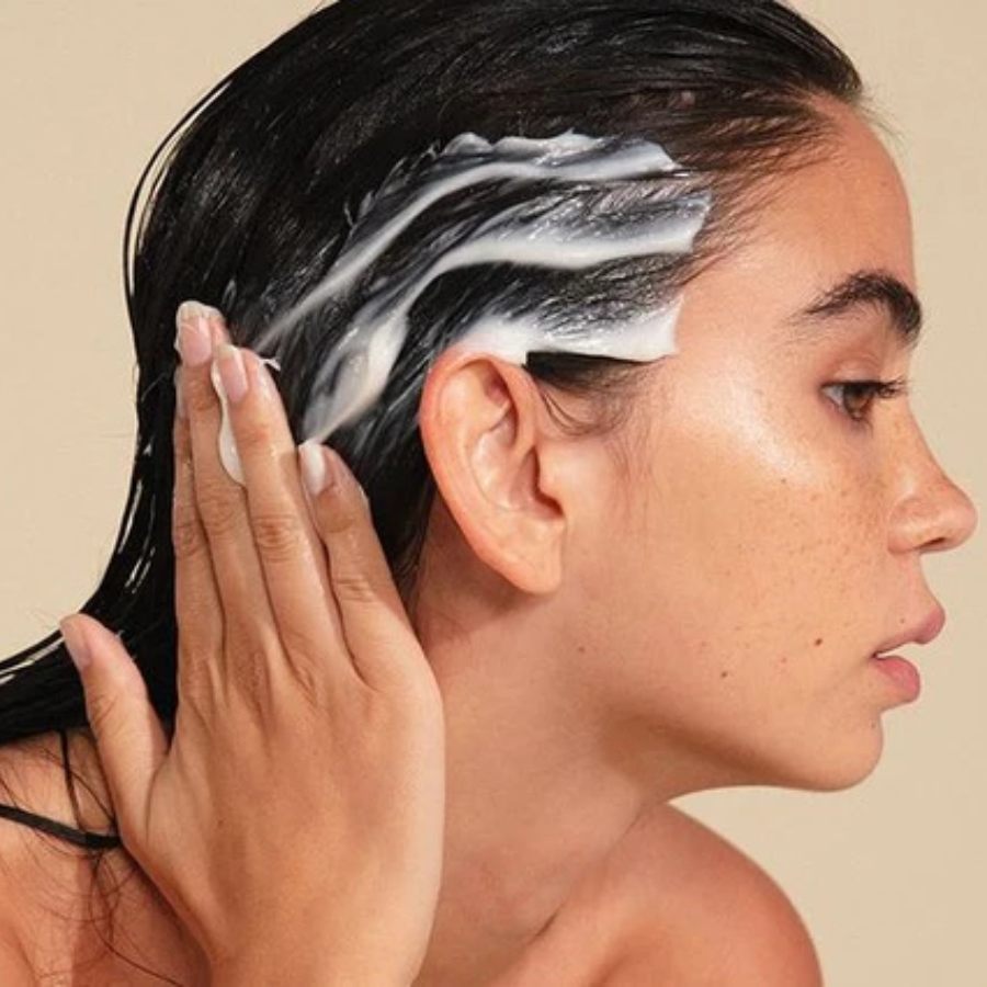 5 Homemade Hair Masks which can protect hair from sun damage during summer