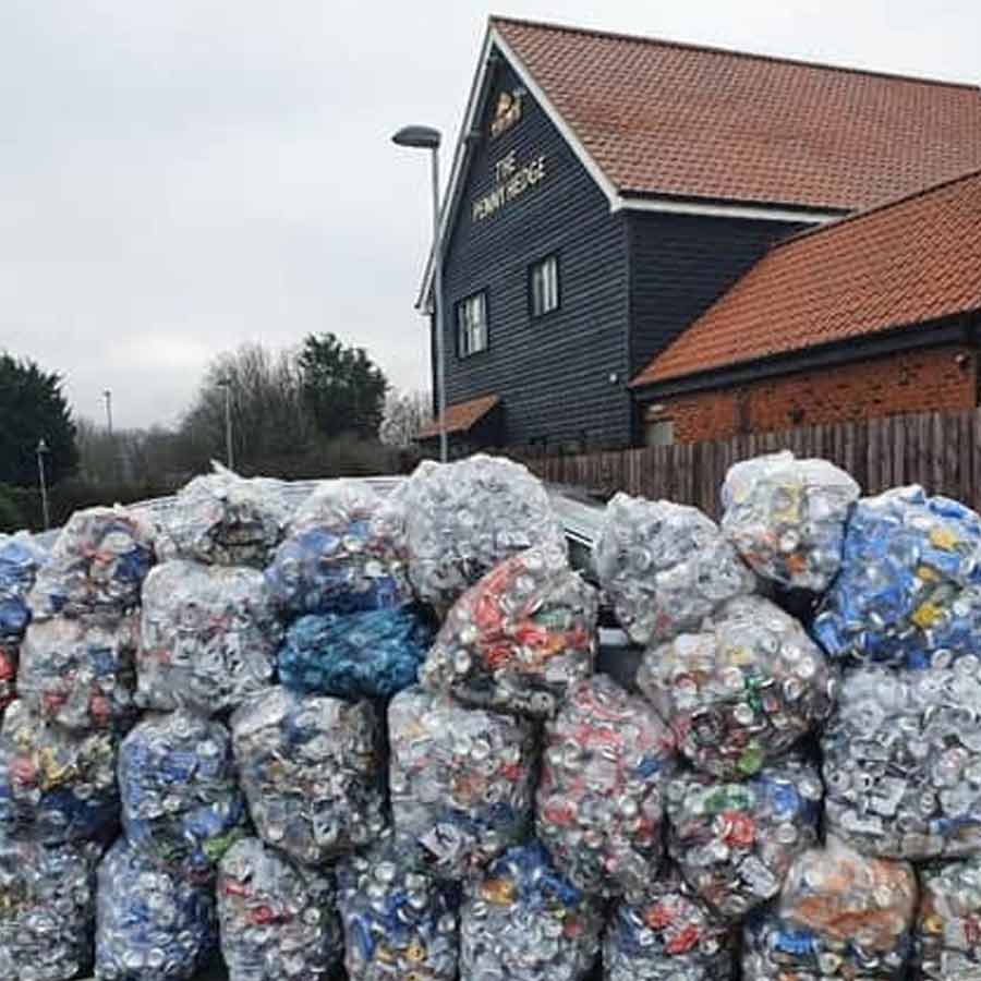 Man Buys New House in Australia by Collecting Discarded Cans from Streets and Festivals dgtl