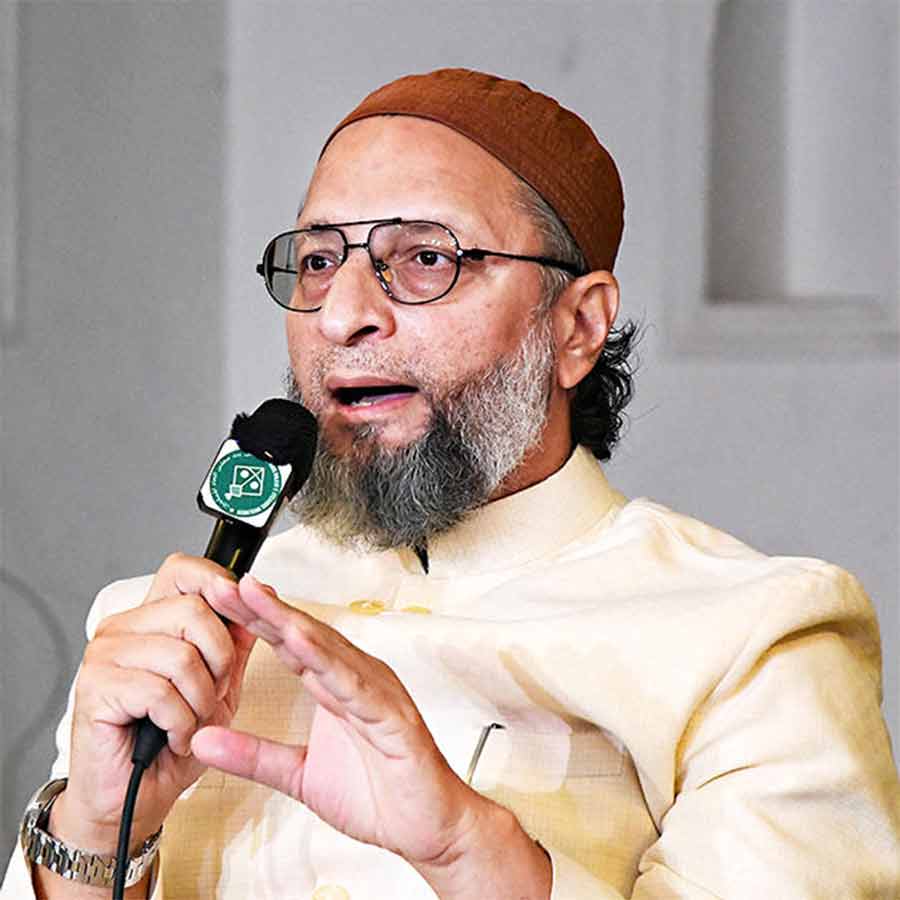 বক্তা: আসাদউদ্দিন ওয়েইসি।