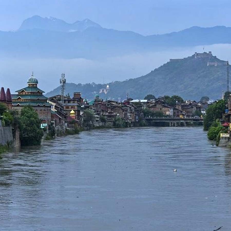 India will use hydroelectric projects to stop flow of Indus water to Pakistan
