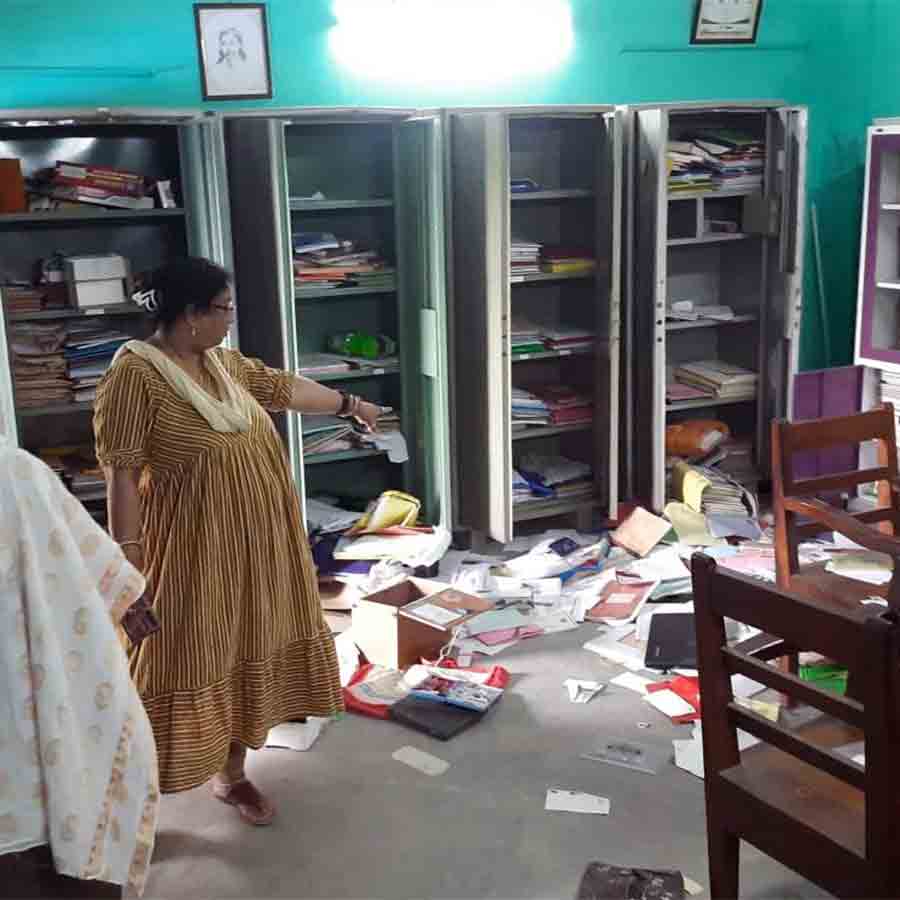 Theft at two schools of Jalpaiguri