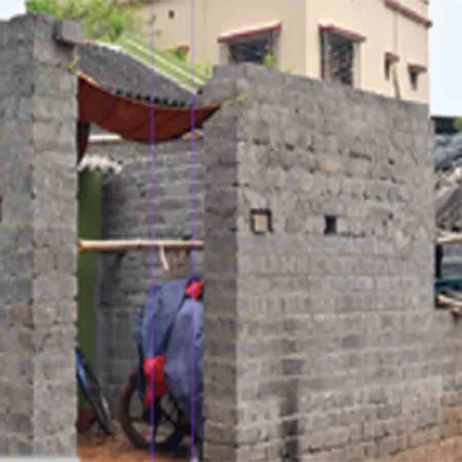 Strict surveillance after several consumers received the money for West Bengal house or Banglar Bari project