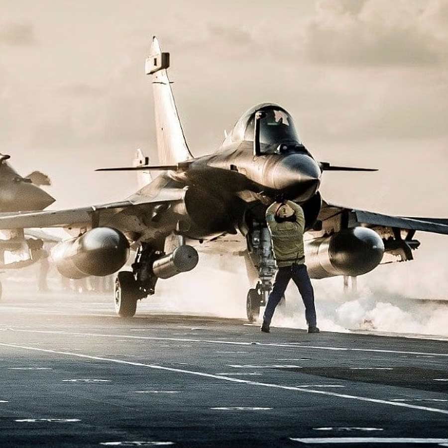 India and France are set to sign deal for 26 Rafale Marine Fighter Jets on Monday