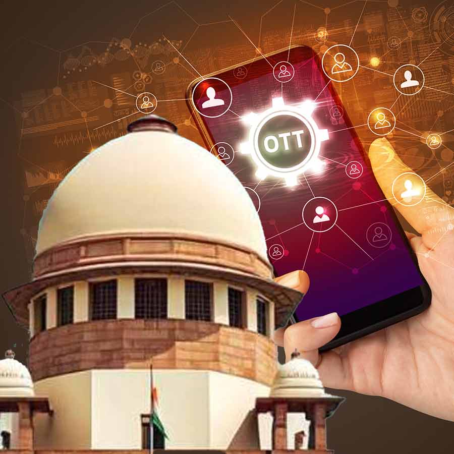 Supreme Court issues notice to Centre and several OTT platfroms regarding plea related to regulate content dgtl
