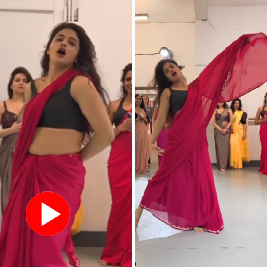 woman in saree performance of Tip Tip Barsa Pani