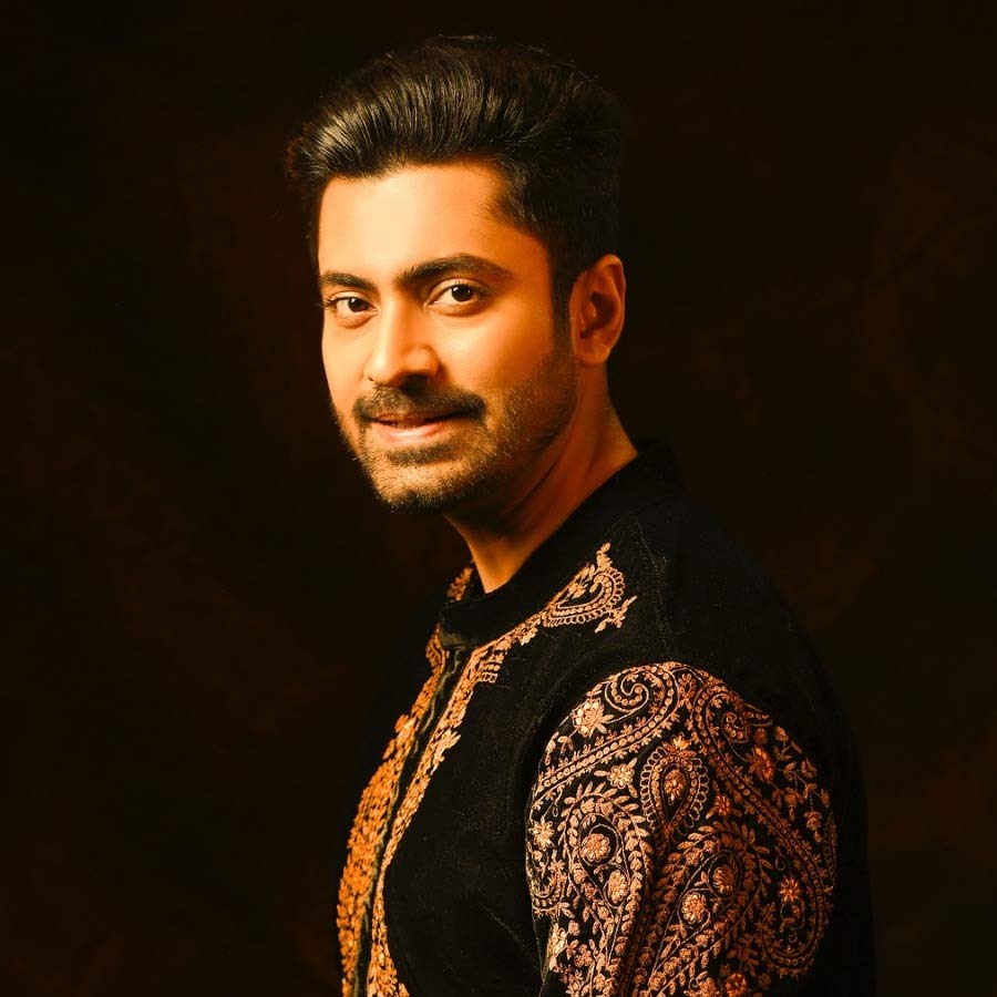 Actor Gourab Roychowdhury seen enjoying Panta Bhat in this summer