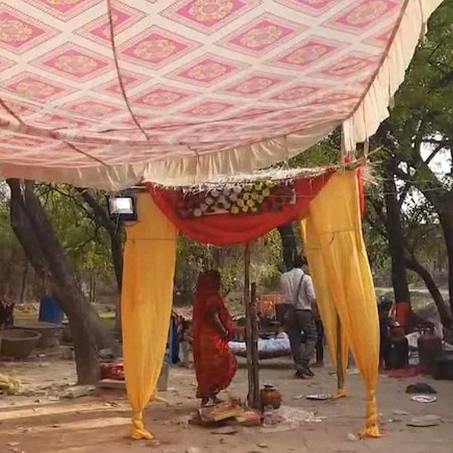 Man drove bus inside a marriage hall for allegedly not getting Paneer in menu dgtl