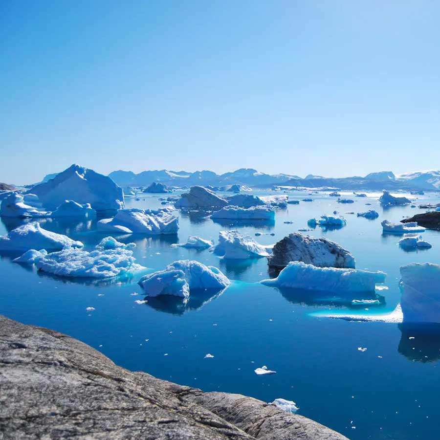 গবেষকদলের দাবি, গ্রিনল্যান্ড সম্ভবত সান আন্দ্রেয়াসের মতো চ্যুতির উপর দিয়ে চলাচল করছিল যা প্রি-উঙ্গাভা ট্রান্সফর্ম মার্জিন নামে পরিচিত। এটি টেকটনিক প্লেটের চলাচলের পথকে আরও উত্তর-পূর্ব দিকে এগিয়ে নিয়ে গিয়েছিল।