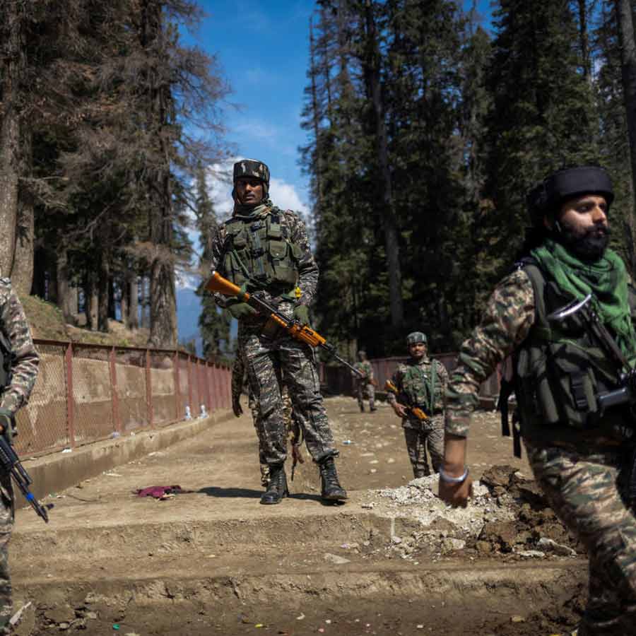 Pakistan Fears Two-Front War as Afghanistan-India Meeting Sparks Alarm in Islamabad