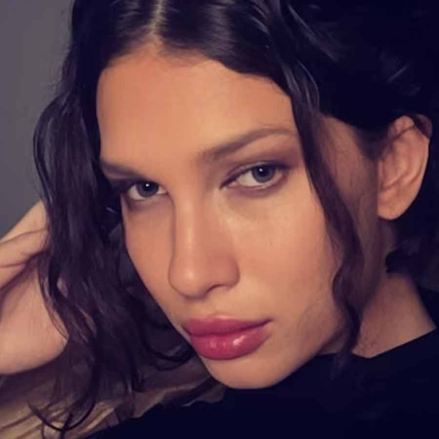 Australian content creator spent 6 Lakh to look like cat but failed