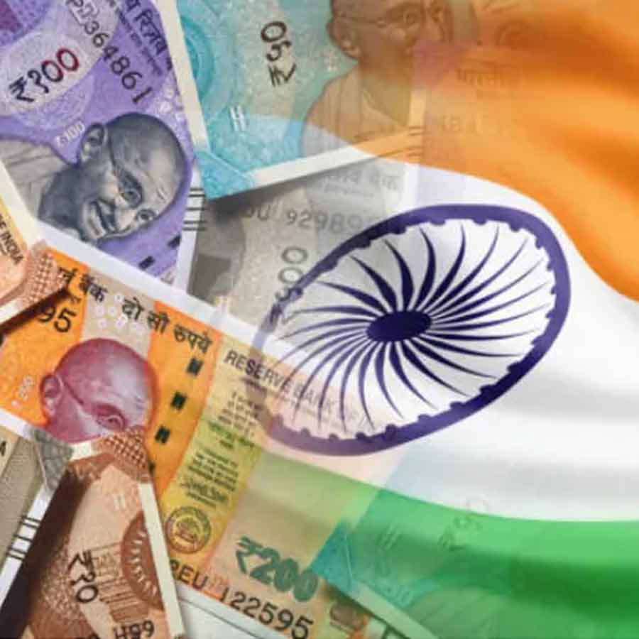 Donald Trump Dead Economy remark sparks political row, India gets support from Russia and Iran