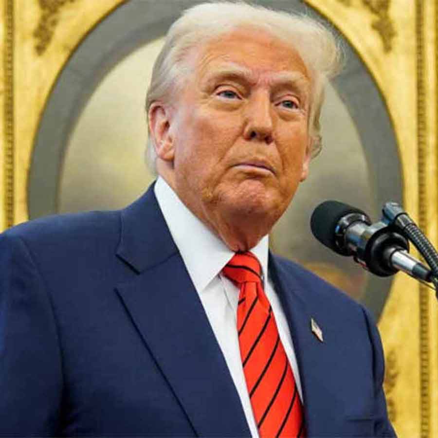 Donald Trump Dead Economy remark sparks political row, India gets support from Russia and Iran
