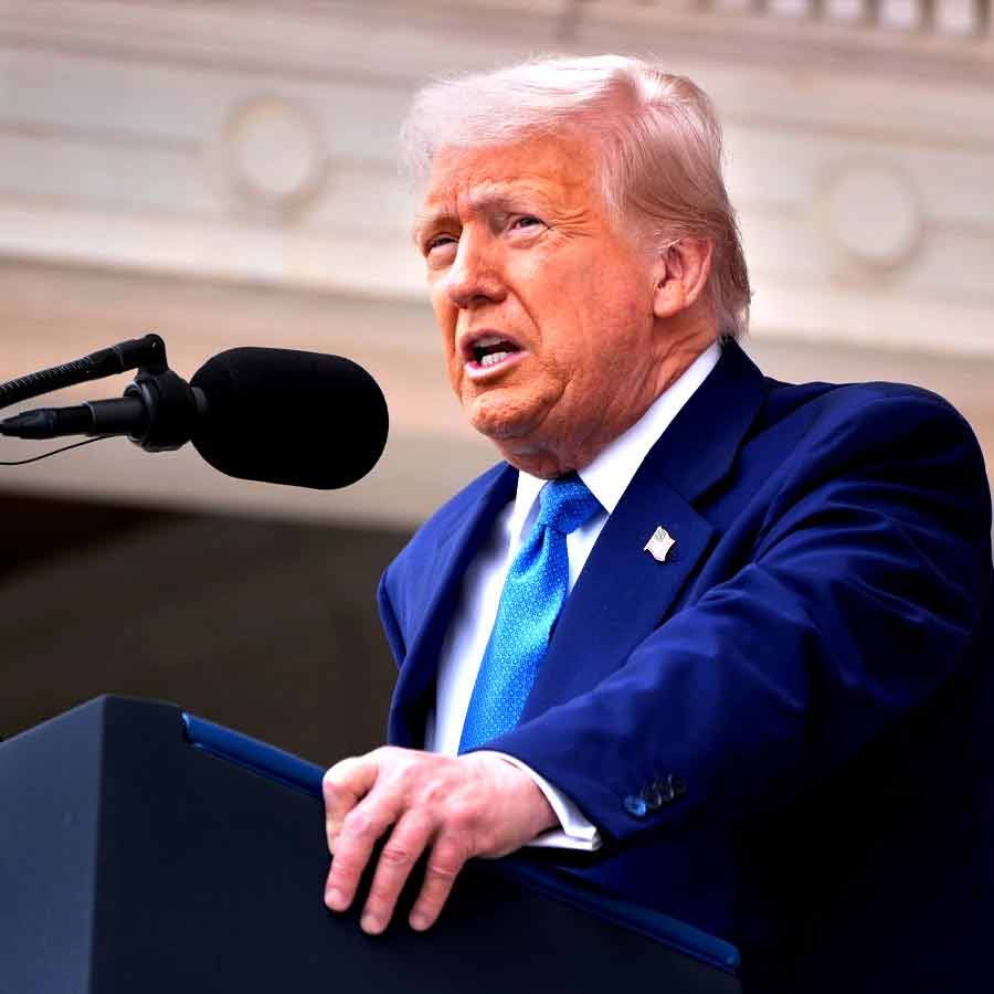 Donald Trump Dead Economy remark sparks political row, India gets support from Russia and Iran