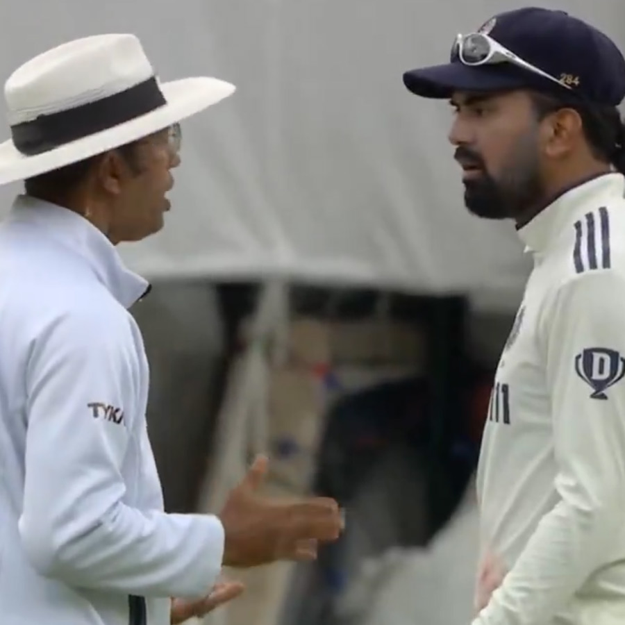 KL Rahul and umpire Kumar Dharmasena engaged in heated conversation dgtl