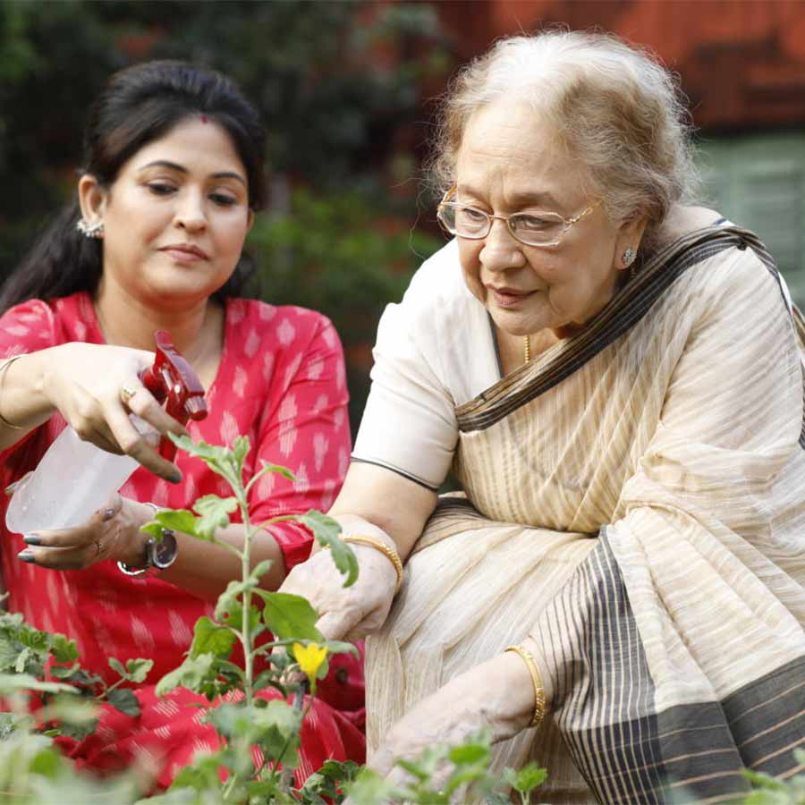 there should be some boundaries between mother and child relation