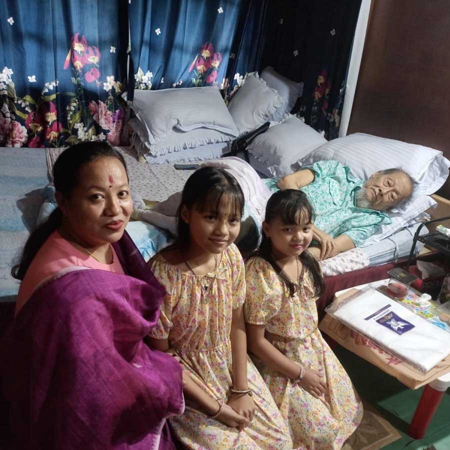 A child went viral on social media while showing tribute to Ratan Thiyam with her beautiful singing