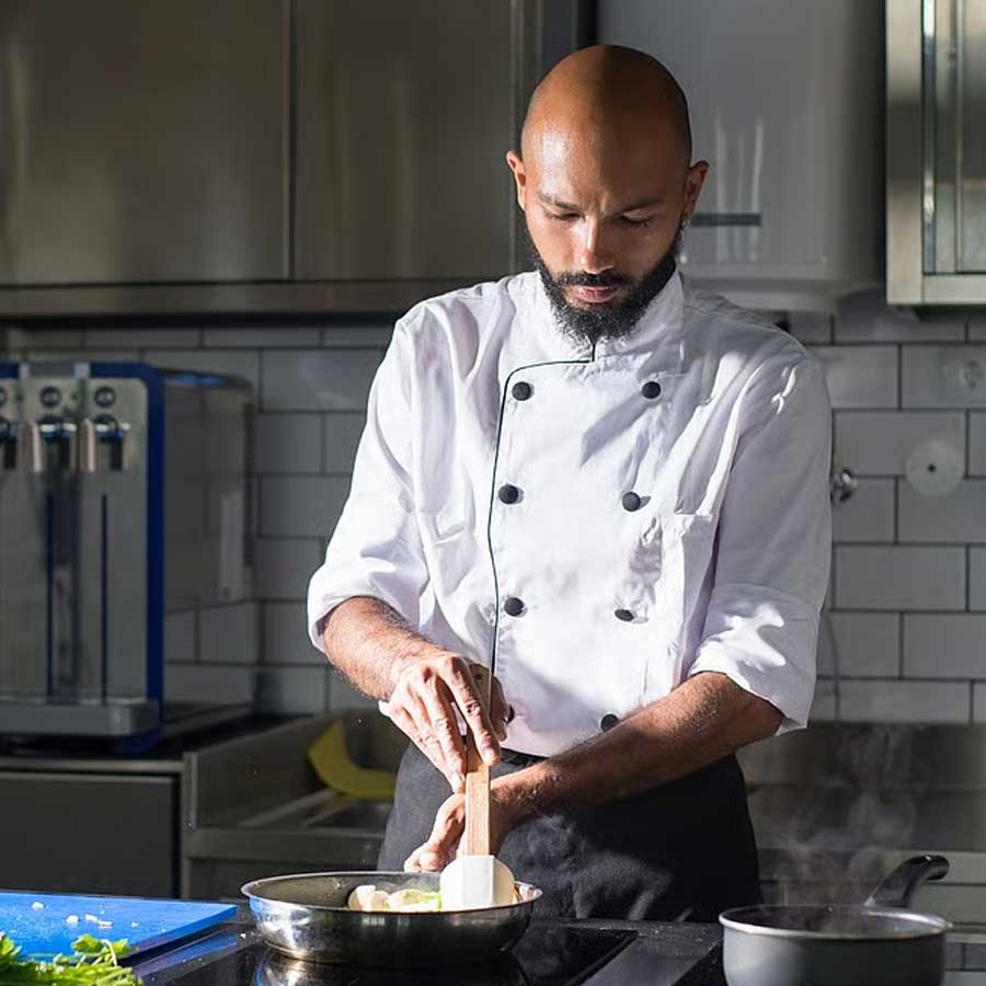 part-time cook demands Rs 18 thousand per house