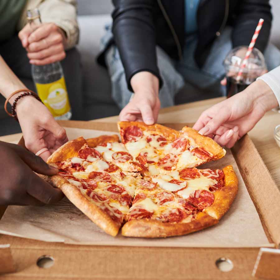 Are you aware of the risks of eating out regularly, says nutrionist and doctor dgtl