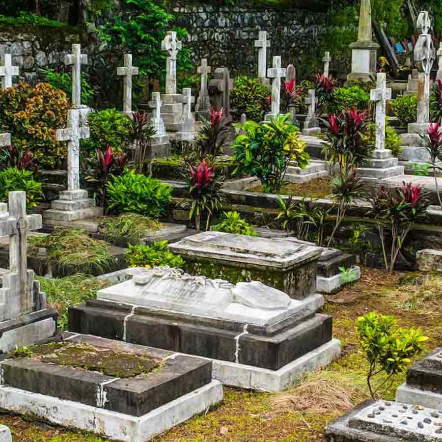 Bizarre Spanish Town