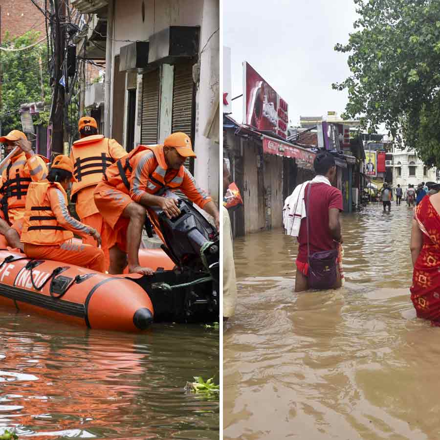 Yamuna reaches danger mark in Delhi, overflows in UP dgtl