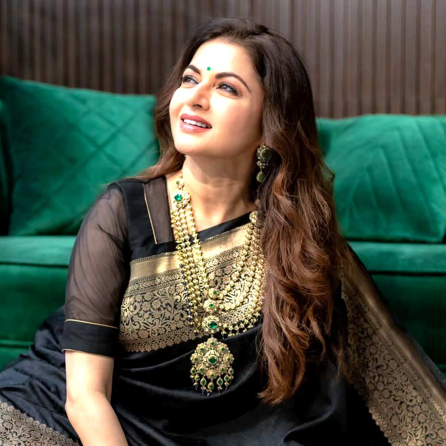 Actress Bhagyasree shares 5 steps home remedy to make hair thicker and lustrous dgtl