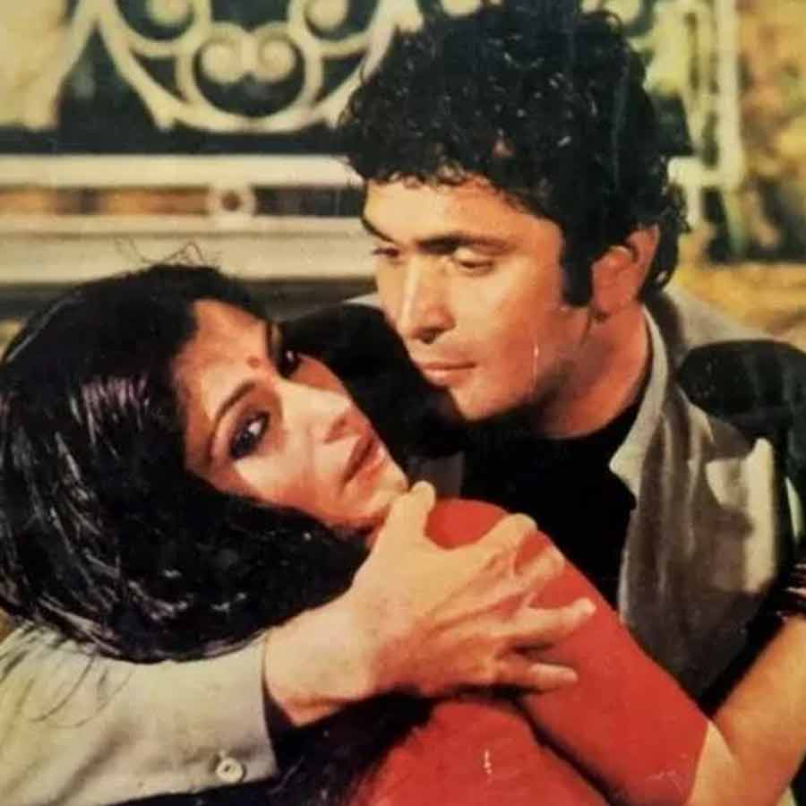 Dimple Kapadia and Rishi Kapoor