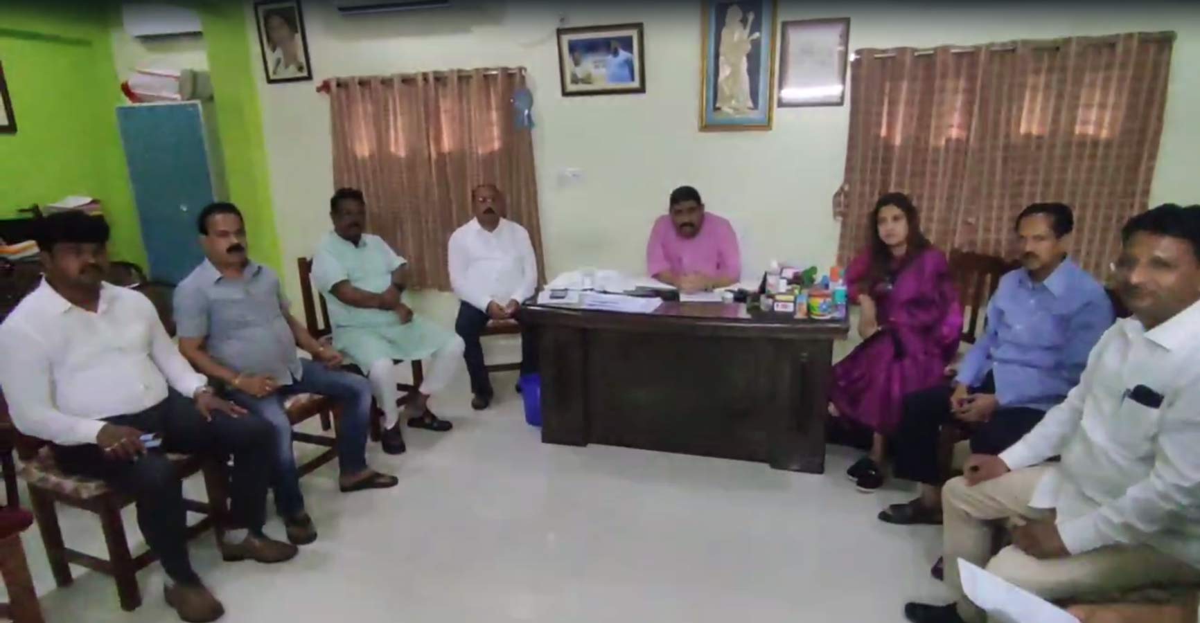 রবিবার প্রথম বার কোর কমিটির বৈঠক হল।